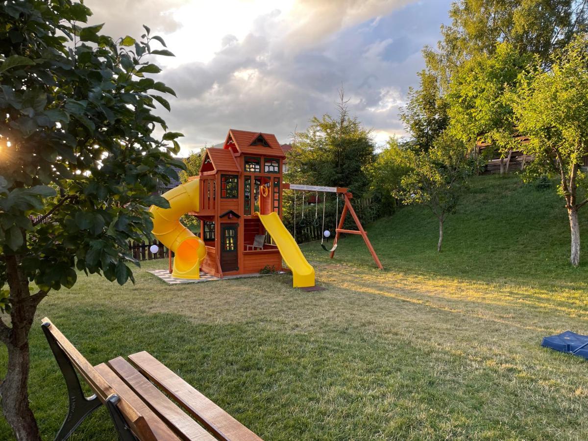Cazare Colibita Casa Lipan Экстерьер фото